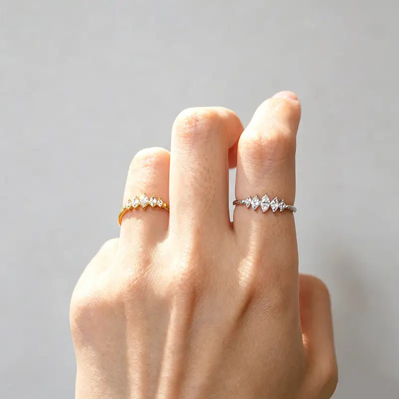Anello Reina